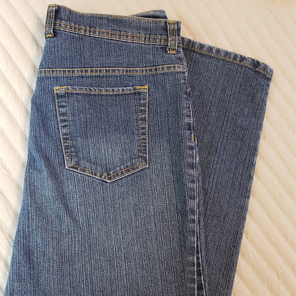 Gloria Vanderbilt jeans size 12